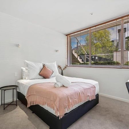 Tranquil Modern Studio Куийнстаун Екстериор снимка